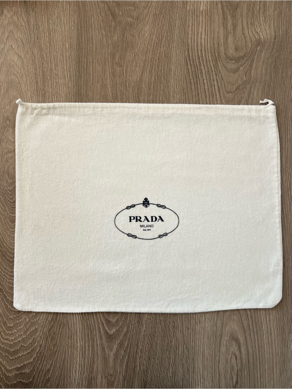 Prada dust bag (C1048)